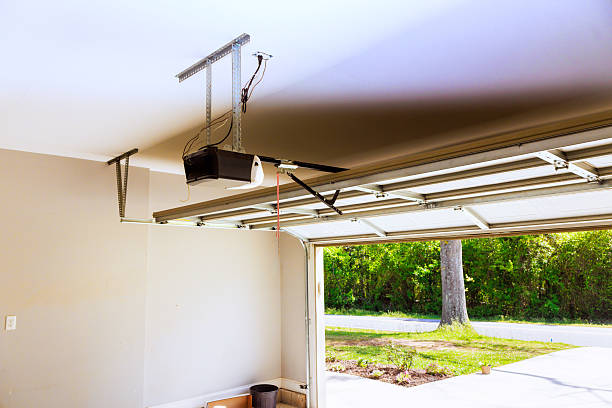 Top rated local Garage Door Maintenance specialists in Morrisonville, IL
